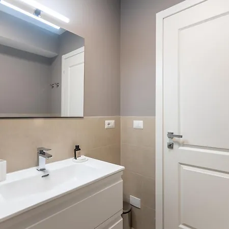 Amazing 3-bedrooms Pantheon * Rome
