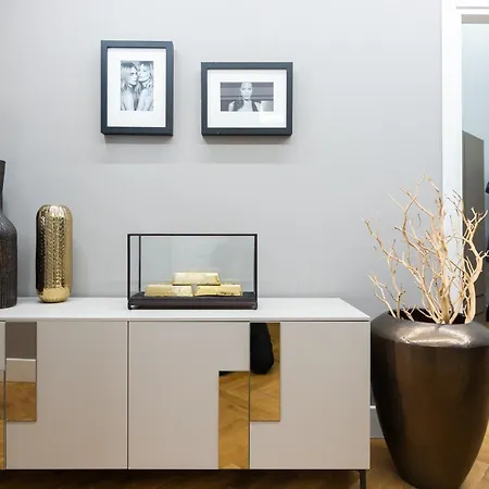 شقة Amazing 3-bedrooms Pantheon