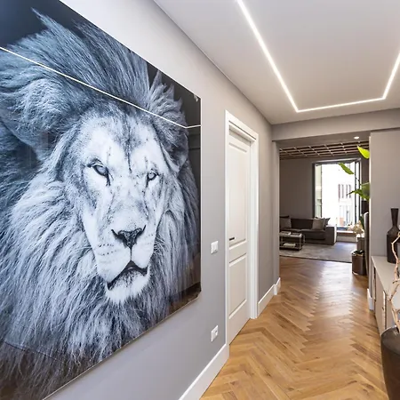 شقة Amazing 3-bedrooms Pantheon روما