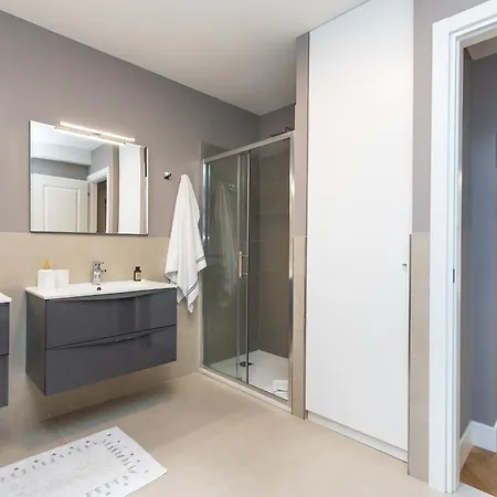 Amazing 3-bedrooms Pantheon * Rome