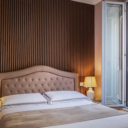 Amazing 3-bedrooms Pantheon * Rome