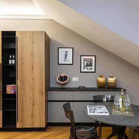 Amazing 3-bedrooms Pantheon Διαμέρισμα *